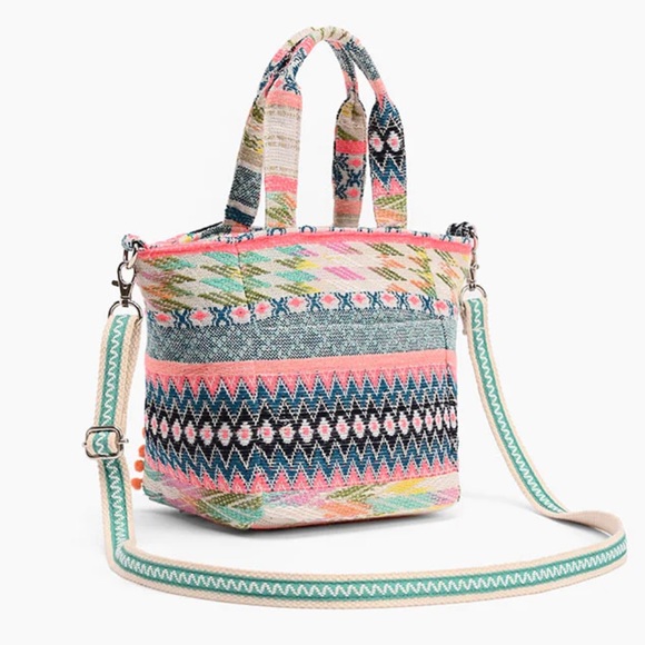 America & Beyond Daphne Small Tote NWT - Picture 7 of 9